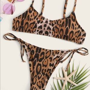 Leopard bikini